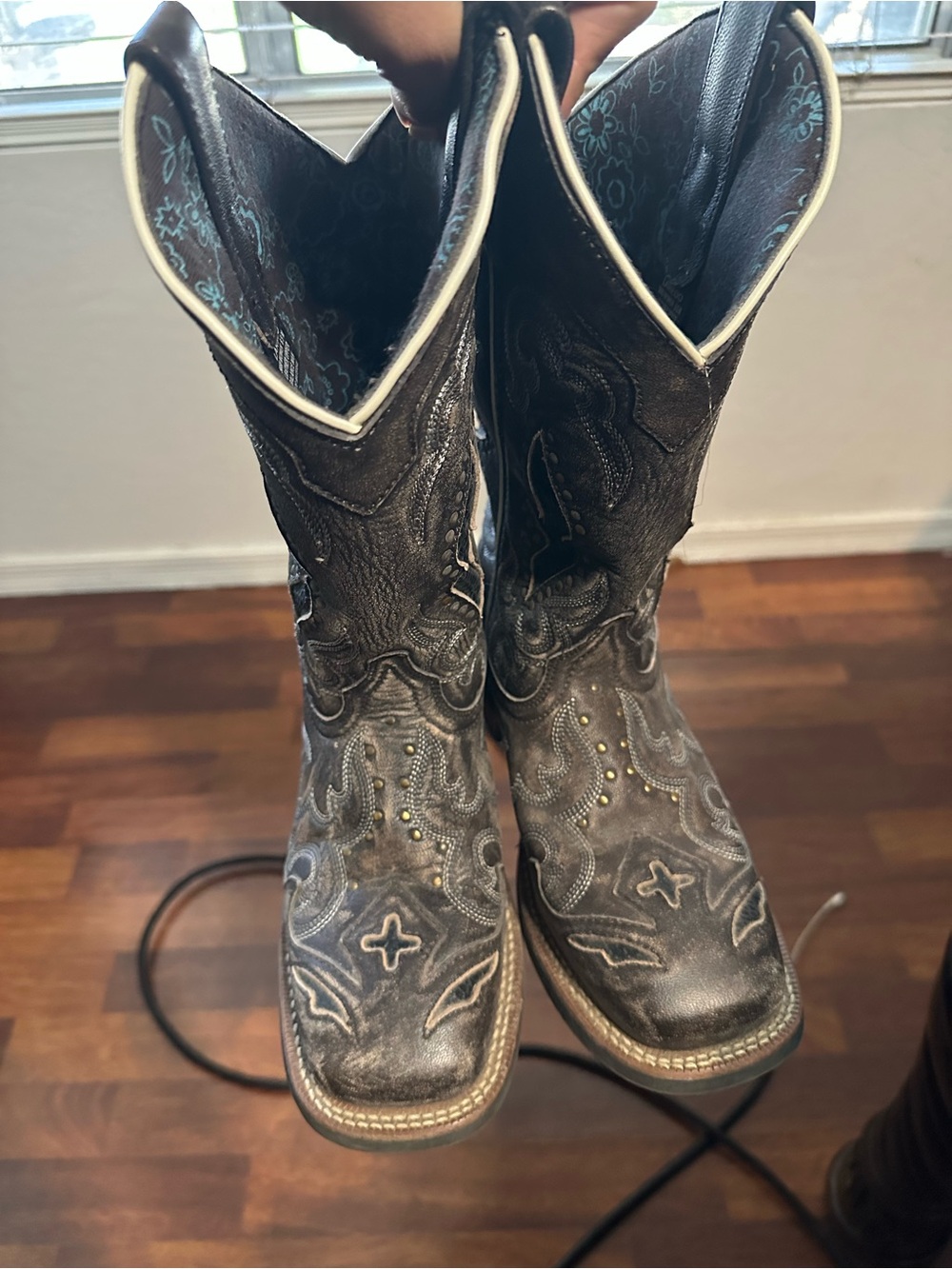 Laredo Brown Leather Boot with Turquoise Floral Lining